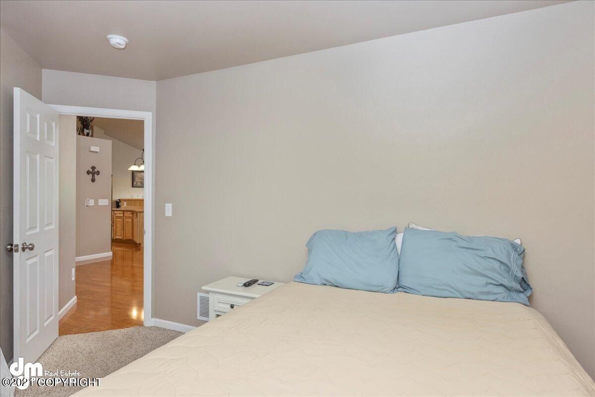 4001 E Ruth Dr, Wasilla, AK 99654